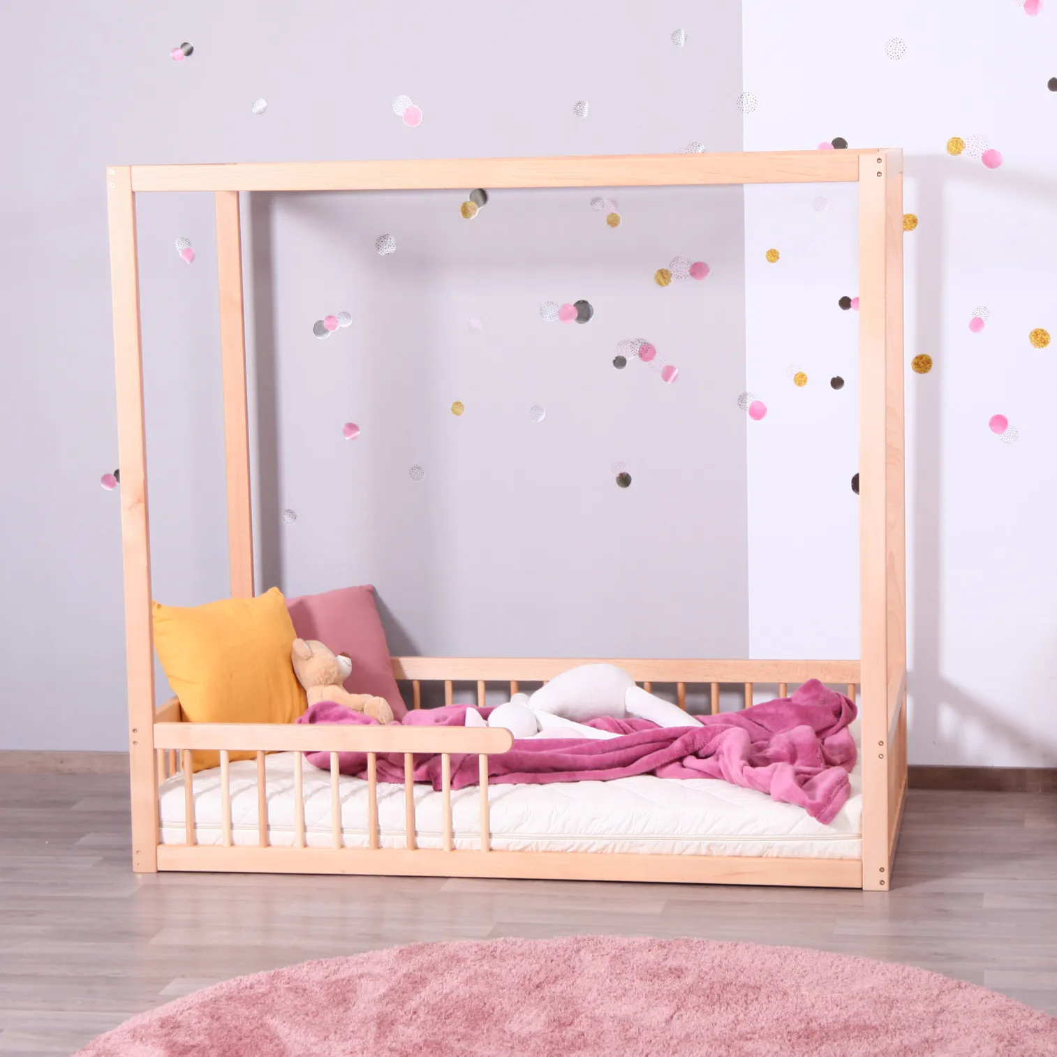 KUBO+ Montessori baby bed with rails