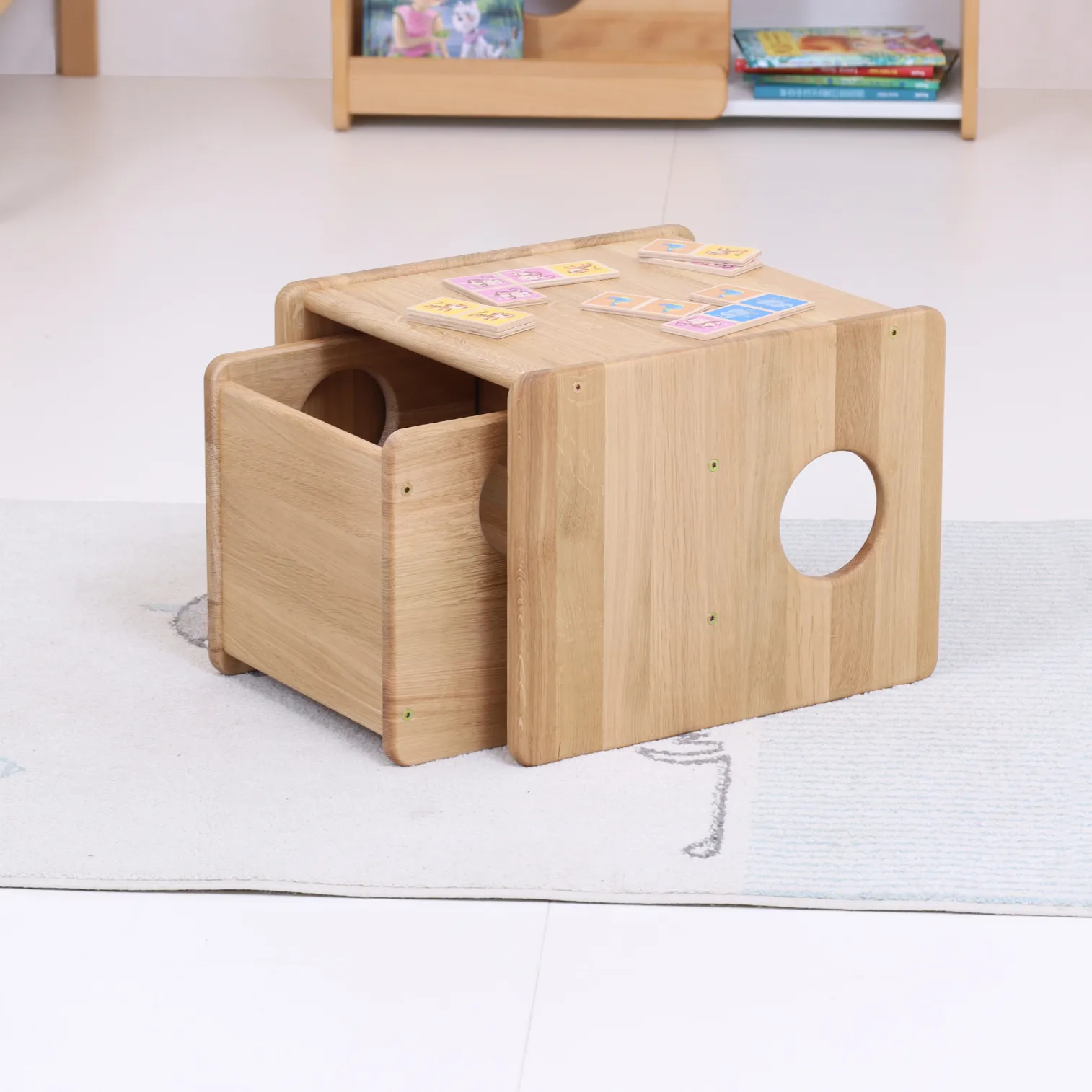 LUXURY OAK COLLECTION ! Little set of cUbe chairs - for 0,5-2,5 years