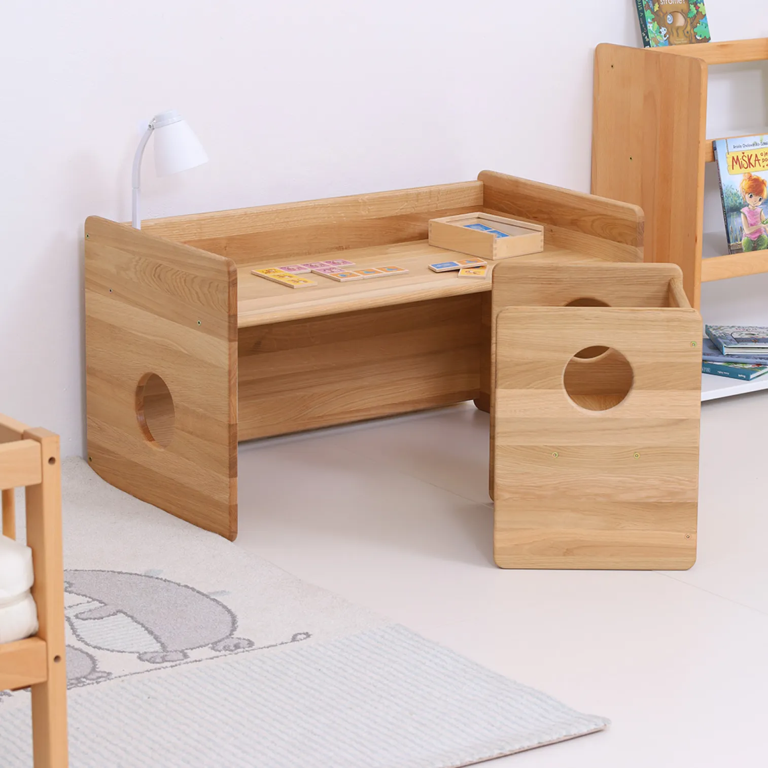 LUXURY OAK COLLECTION ! Big set of cube chairs - for 2-6 years